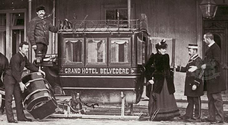 A Winter Arrival at the Grand Hotel BELVÉDÈRE