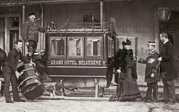 A Winter Arrival at the Grand Hotel BELVÉDÈRE